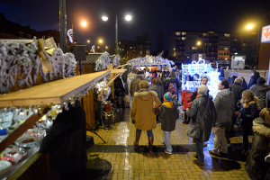 marche-de-noel-croix