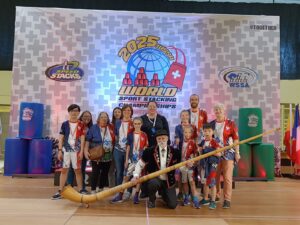 Compétition mondiale du cupstacking a Reiden en Suisse en 2025